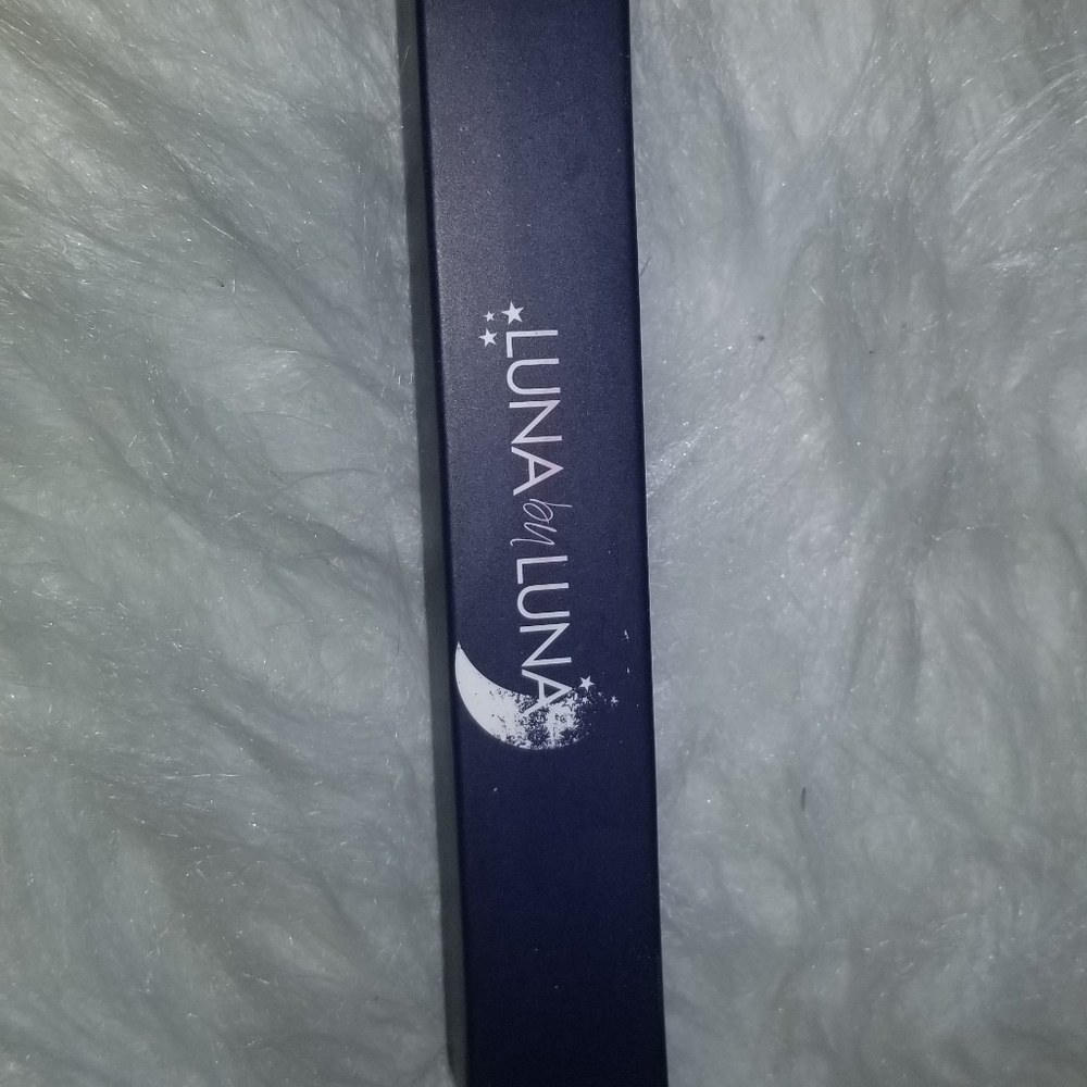 Luna by Luna gloss